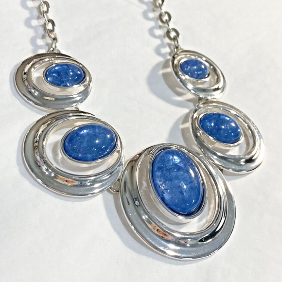 Silver chain fashion necklace collar mod floating blue stone pendants retro chic - Picture 2 of 8